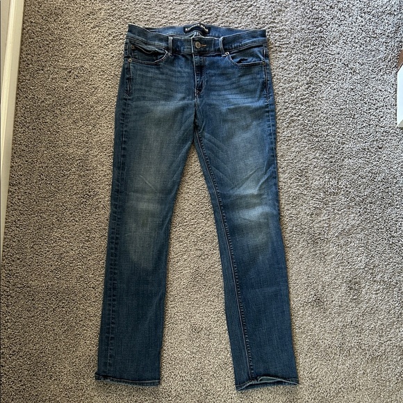 Express Jeans - Picture 1 of 4